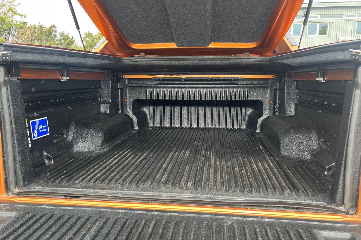 Ford RANGER Photo 3