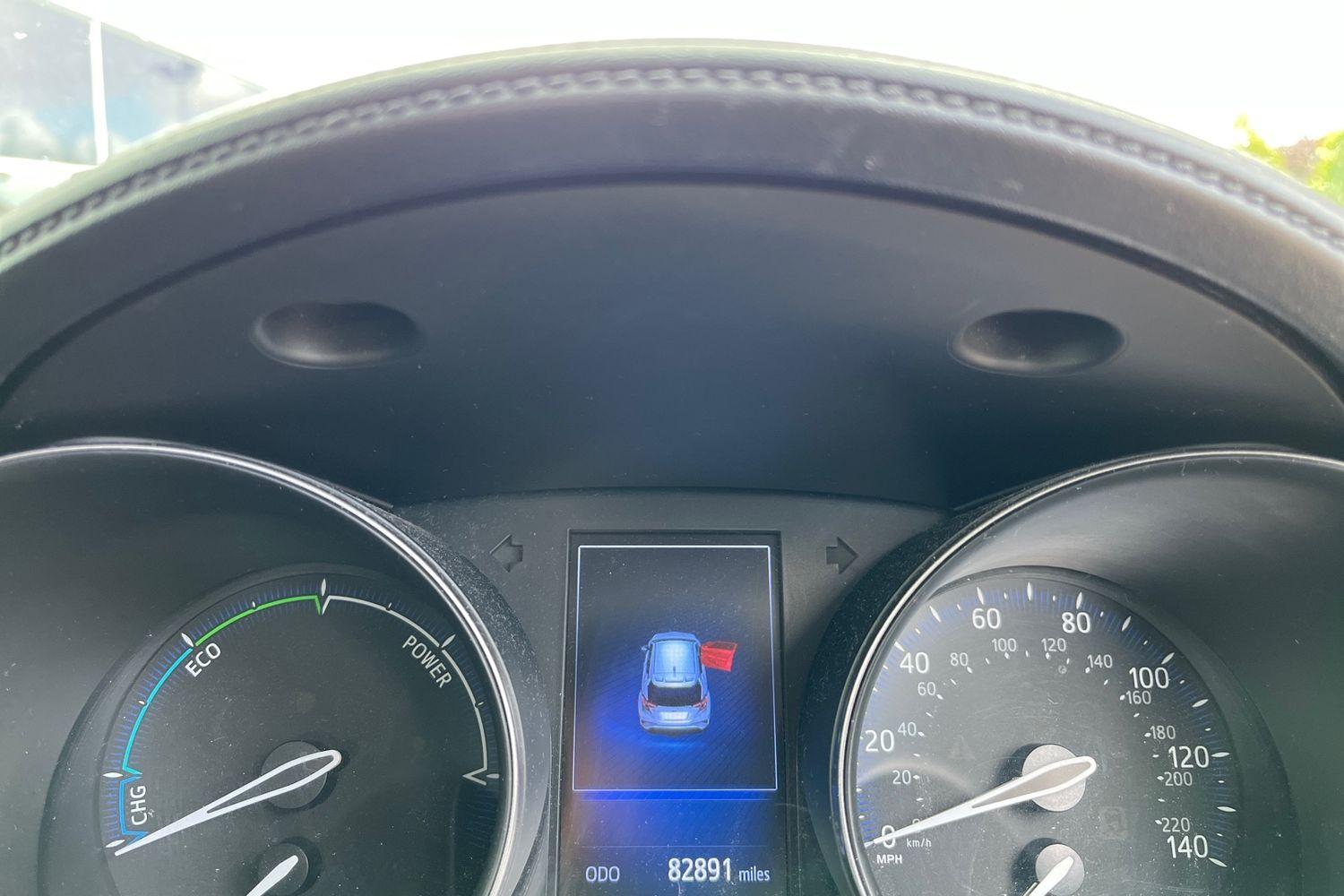Toyota C-HR Photo 12