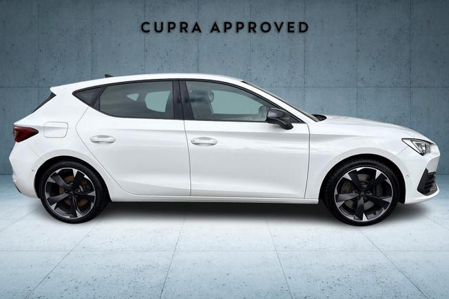 CUPRA Leon Photo 4