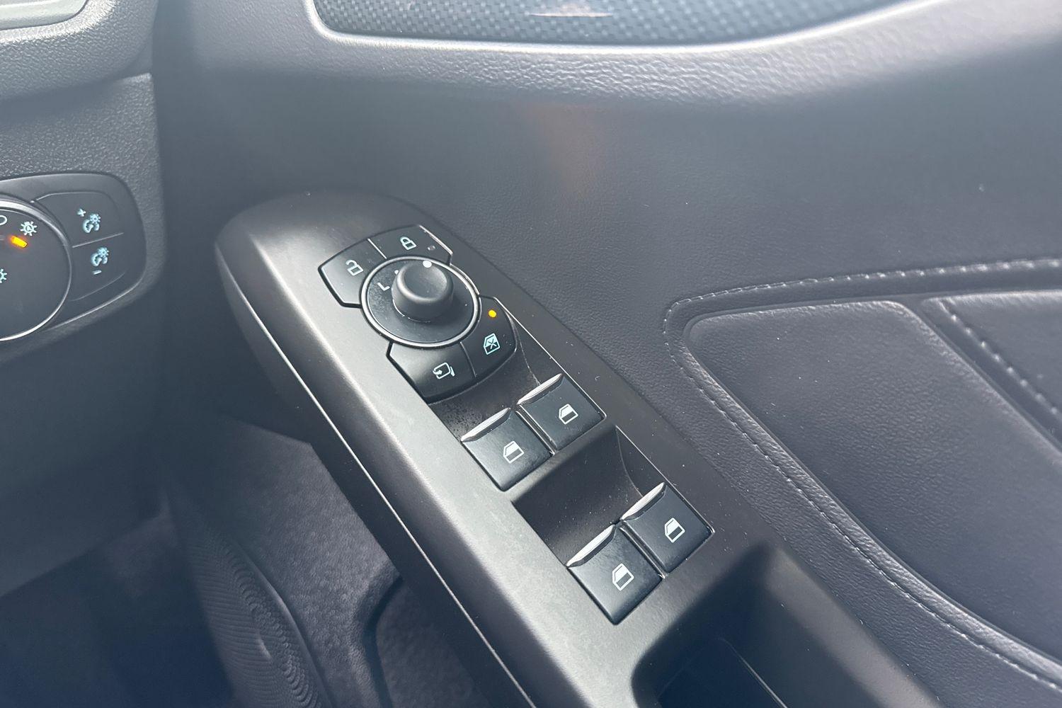 Ford FOCUS Photo 15