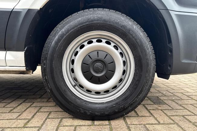VOLKSWAGEN Crafter Photo 5
