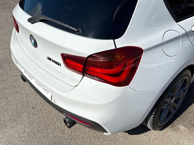 BMW 1 Series Photo 22