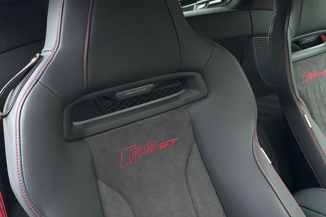 AUDI R8 Photo 41