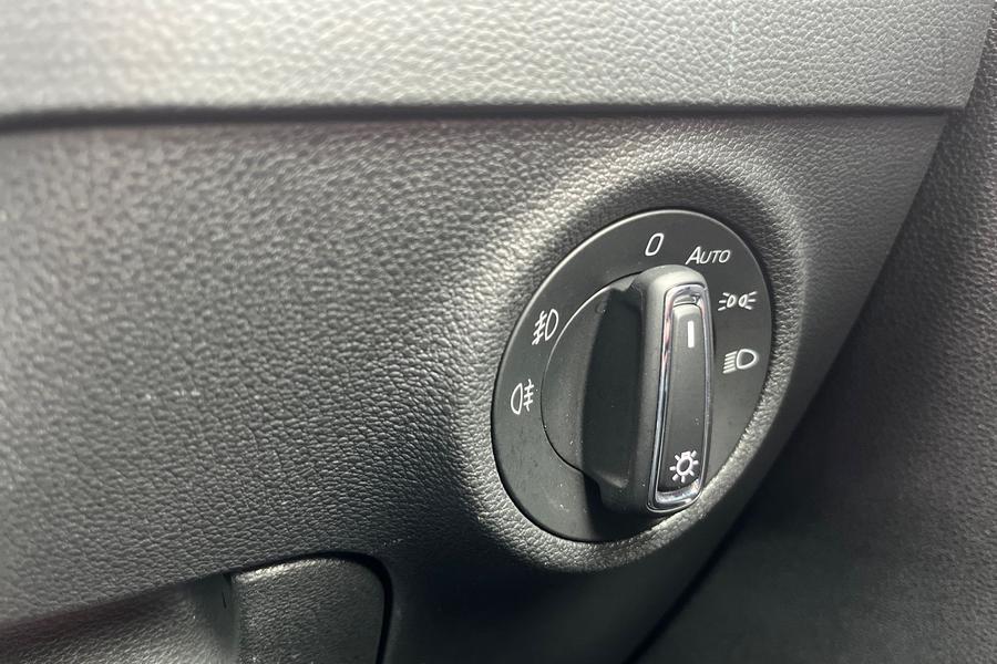 Skoda KAROQ Photo autoimg-4e682bd0288aa9eb6e9e38e60db1430add90c839.jpg