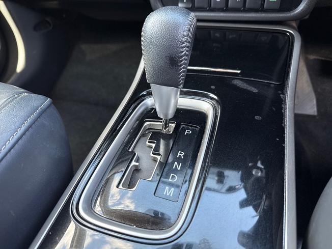 MITSUBISHI Outlander Photo 35
