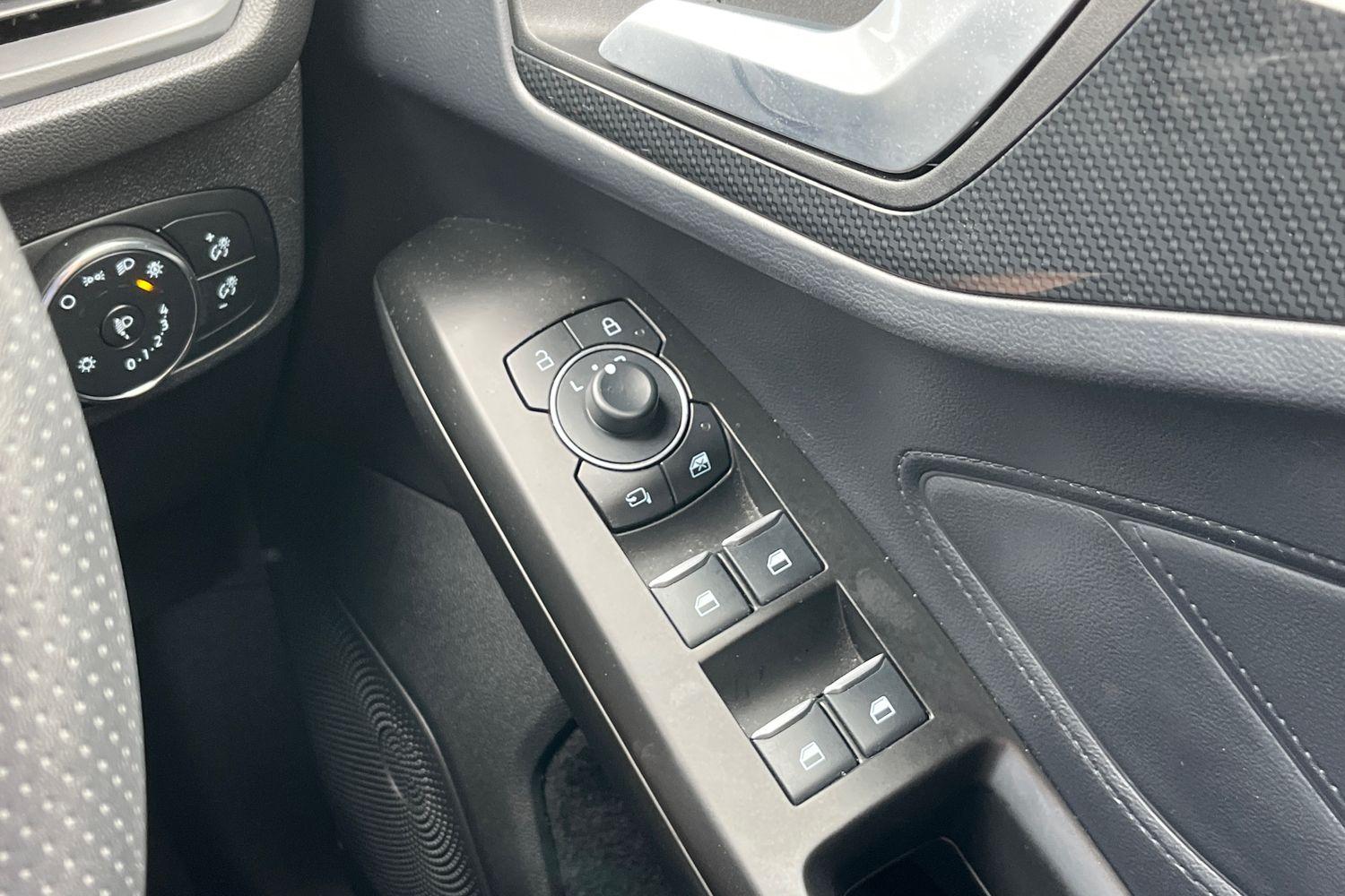 Ford FOCUS Photo 15