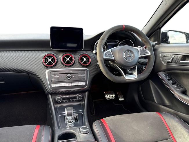 Mercedes-Benz A Class Photo 11