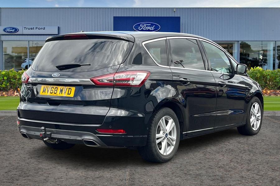 Ford S-MAX Photo autoimg-4e71ba7419f92ca9ee7c78687ffb07f0114812c8.jpg