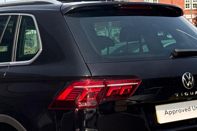 VOLKSWAGEN Tiguan Photo 50