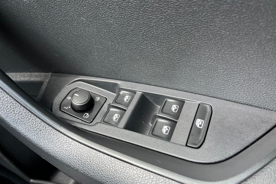 Skoda KAROQ Photo autoimg-4e7555c792d159ac968d83fde74737df2981ceb5.jpg