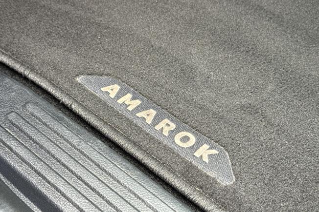 VOLKSWAGEN Amarok Photo 38