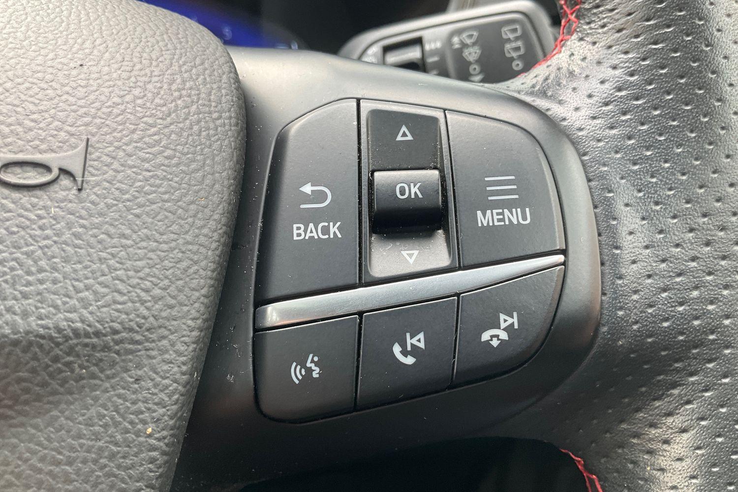Ford KUGA Photo 31