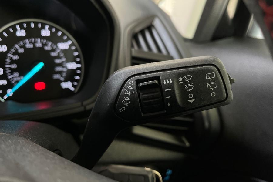 Ford ECOSPORT Photo autoimg-4e864216915c4943d19194ee265b44169856ee13.jpg