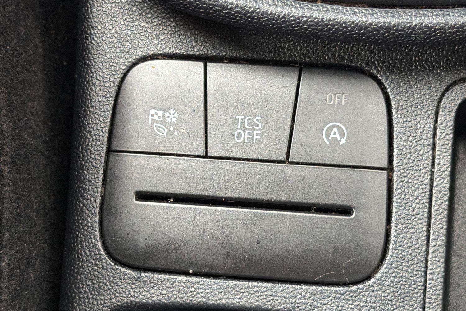 Ford Fiesta Photo 21