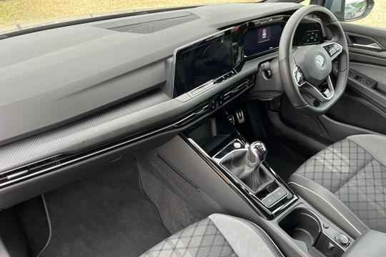 Volkswagen Golf Photo autoimg-4e93c8732d5959550ee031c1fc238553b70b4969.jpg