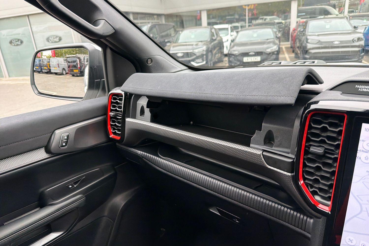 Ford RANGER Photo 35