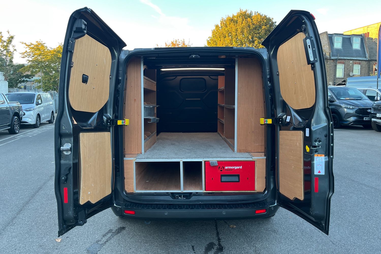 Ford TRANSIT CUSTOM Photo 5