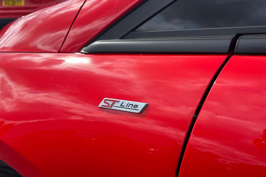Ford FIESTA Photo autoimg-4e99478d7863022c47fd362f556674456535fa8c.jpg