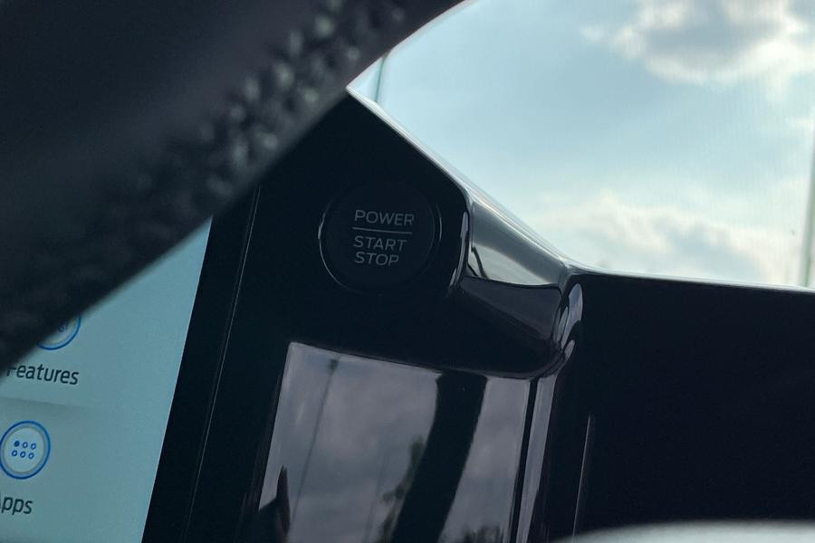 Ford TRANSIT CUSTOM Photo autoimg-4e997fc1267bdd1b59ba28456772bc0f4999ed0a.jpg