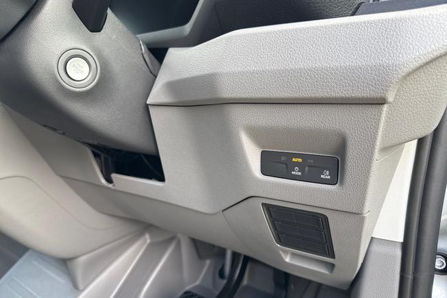 VOLKSWAGEN Crafter Photo 38