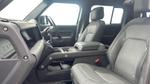 Land Rover Defender Photo 2