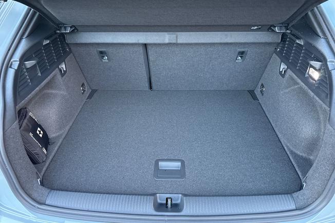 AUDI Q2 Photo 12