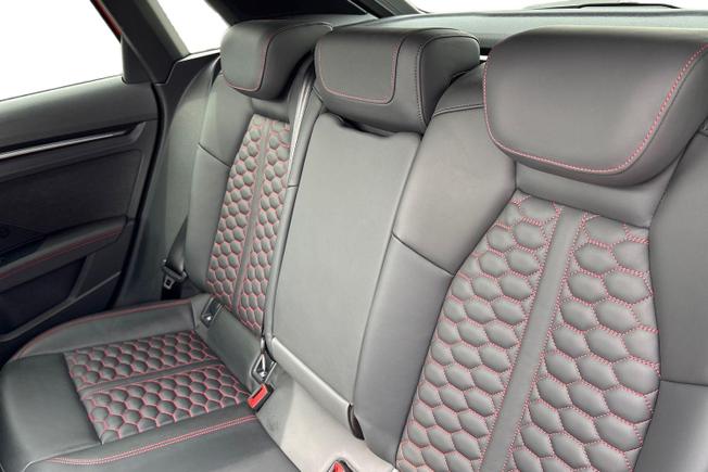 Audi RS3 Photo 9