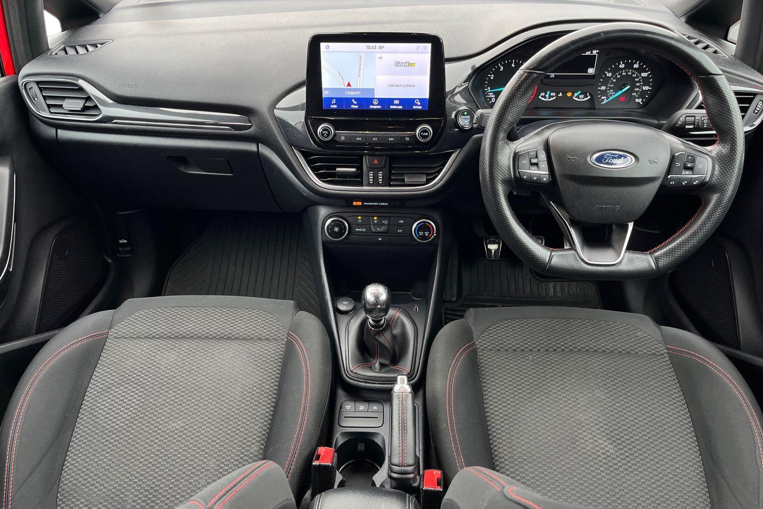 Ford Fiesta Photo 9