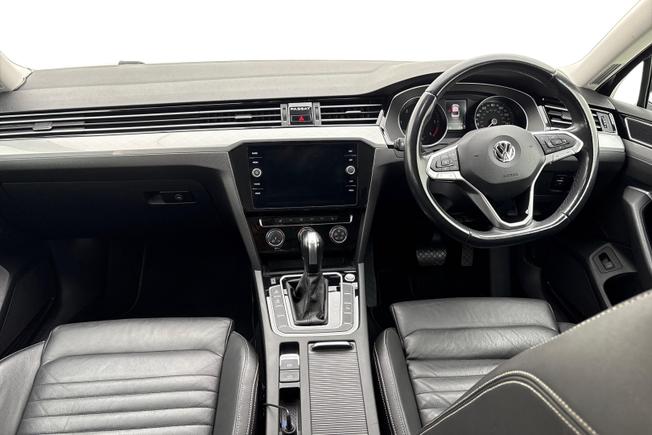 Volkswagen Passat Photo 10