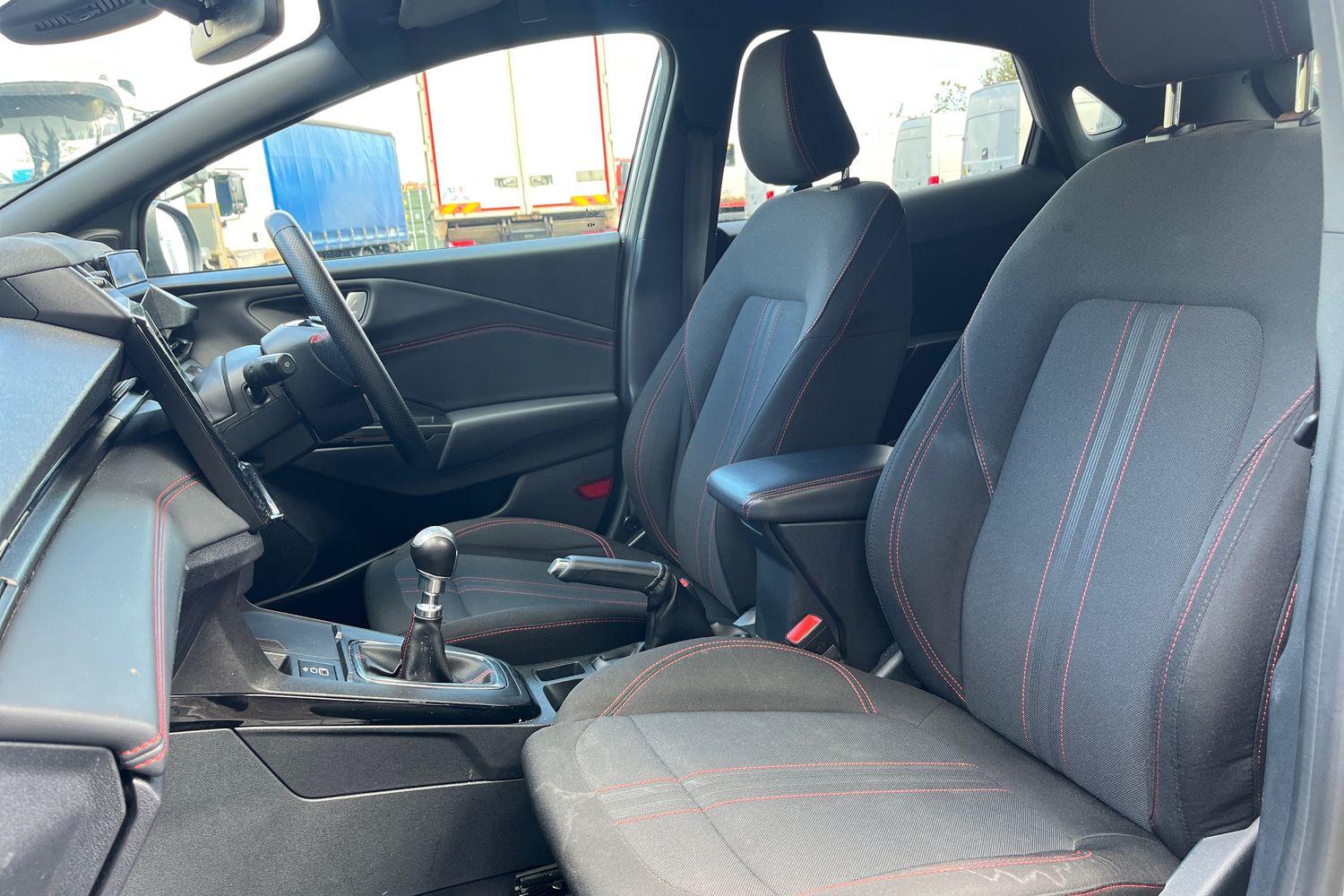 Ford PUMA Photo 18