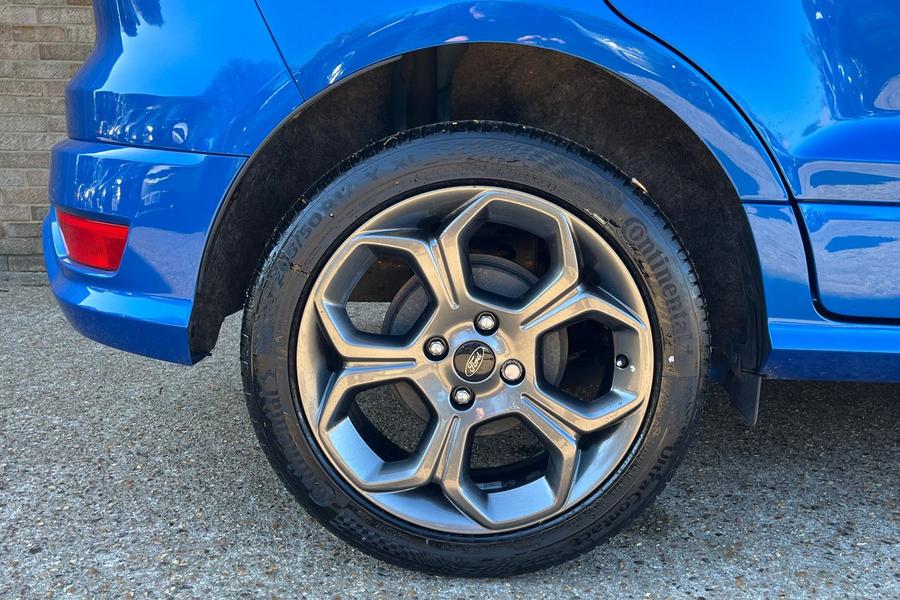 Ford ECOSPORT Photo autoimg-4ebc11fd0df3a9bb7f3398c9f3bfed20cba6dc35.jpg