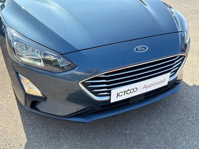FORD Focus Photo 30