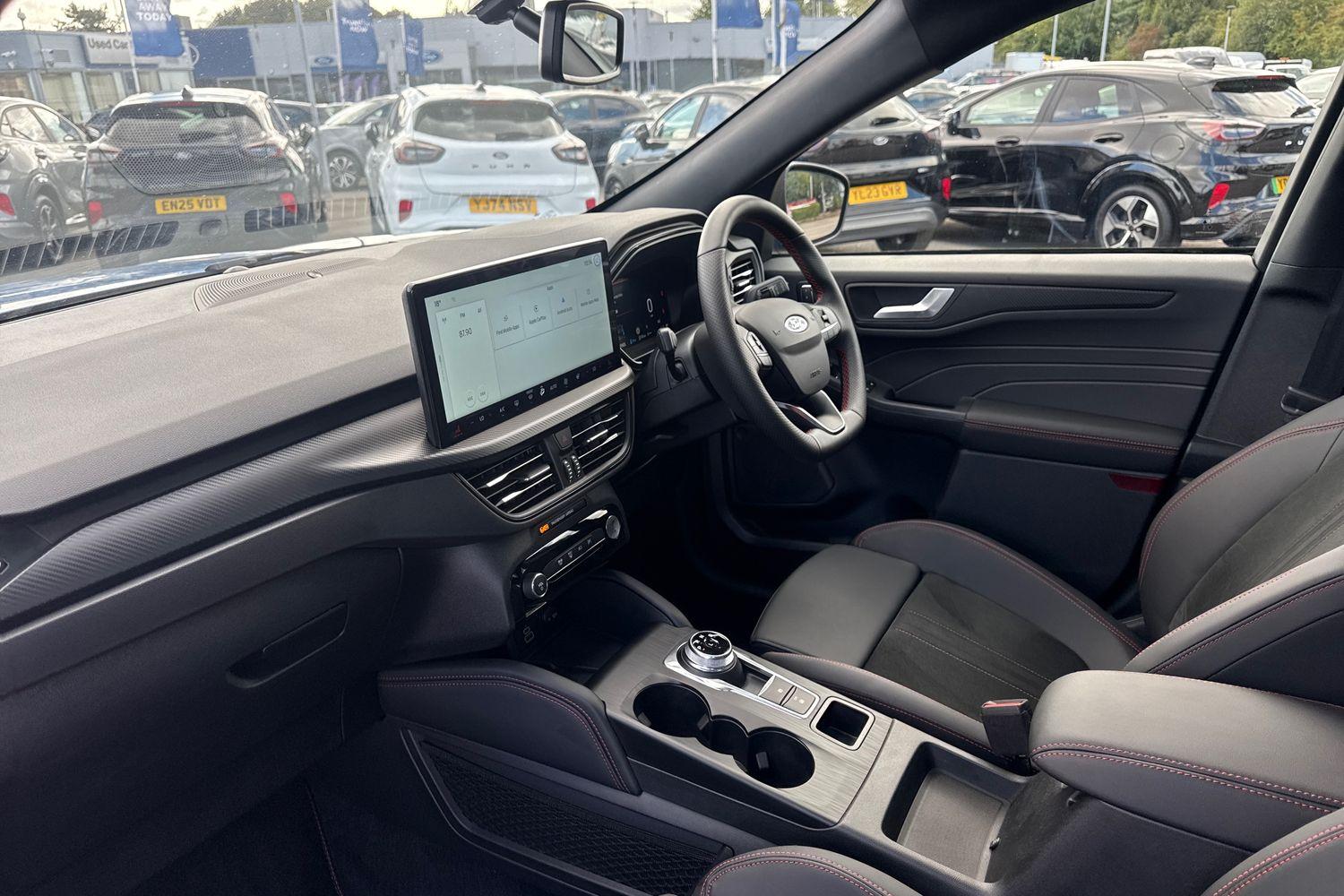 Ford KUGA Photo 17