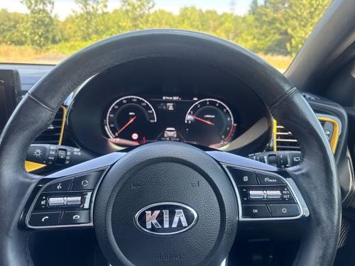 Kia XCEED Photo autoimg-4ec11ef9a61fd745bb758d95c4eba00f1ddd93e7.jpg