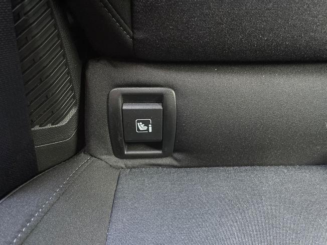 RENAULT Clio Photo 32
