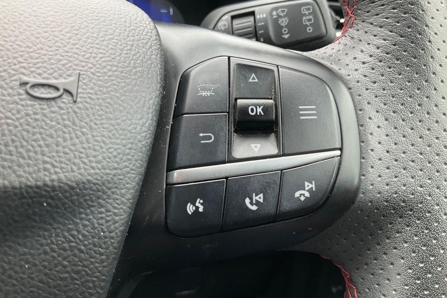 Ford KUGA Photo 33