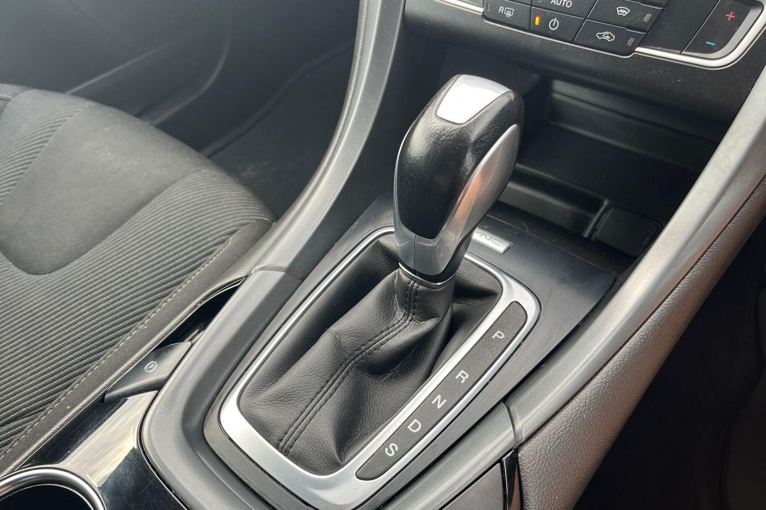 Ford MONDEO Photo 33