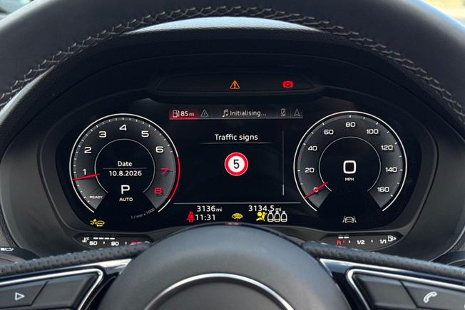 Audi Q2 Photo 15