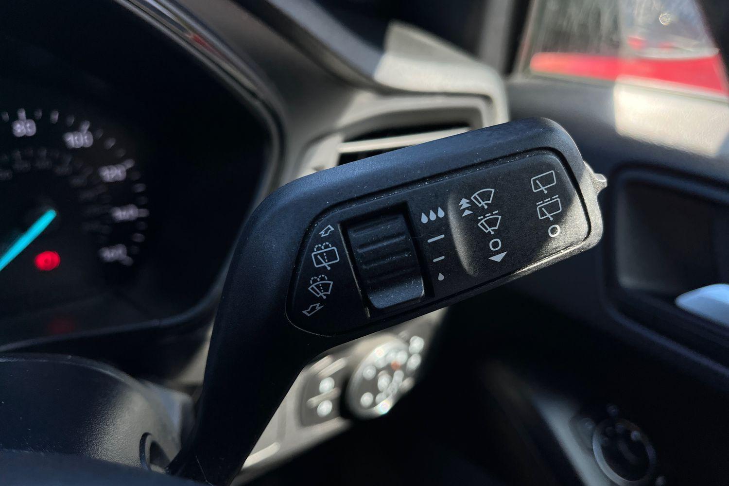 Ford FOCUS Photo 14