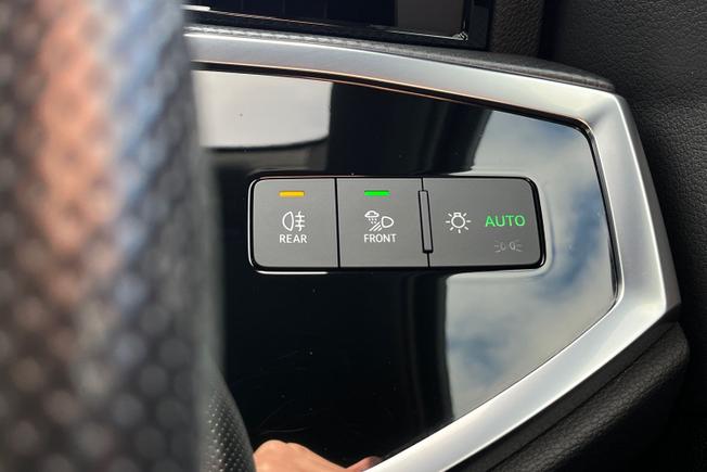 AUDI Q3 Photo 59