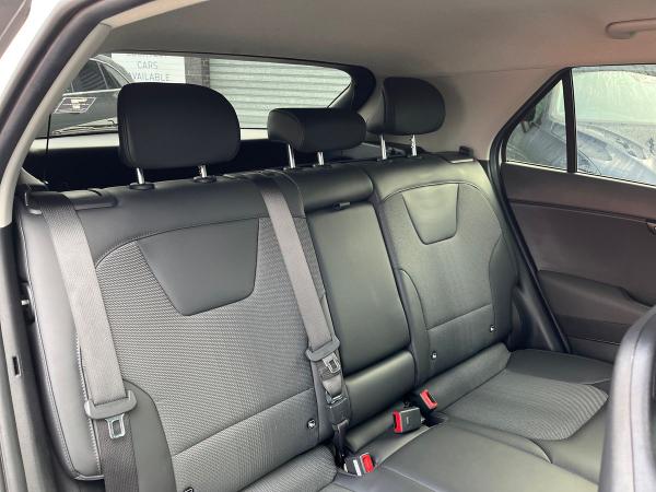 Kia Niro Photo autoimg-4ec83f8e43d4b4fdbb018f2c9e64bf86cebf062f.jpg