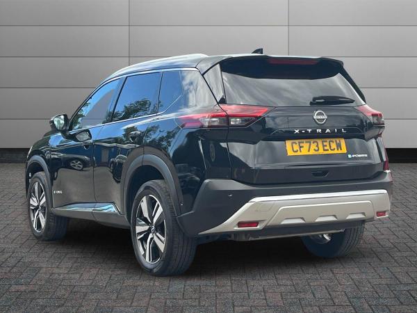 Nissan X-Trail Photo autoimg-4ec95a86d79a393f69bf2fe18366b4080dd0eb2f.jpg