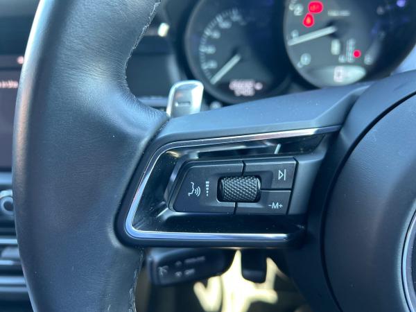 Porsche Macan Photo autoimg-4ed0db8fcd32056615e6be36114c449d032eed78.jpg