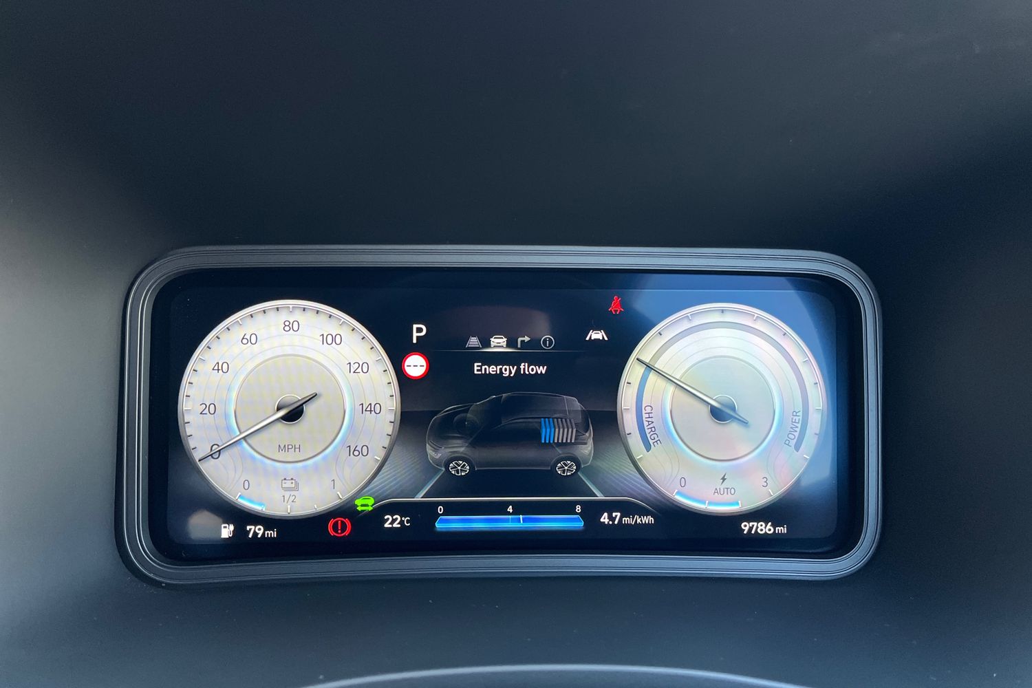 Hyundai KONA Photo 12