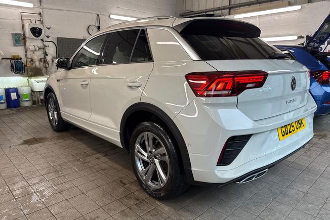 Volkswagen T-Roc Photo 23