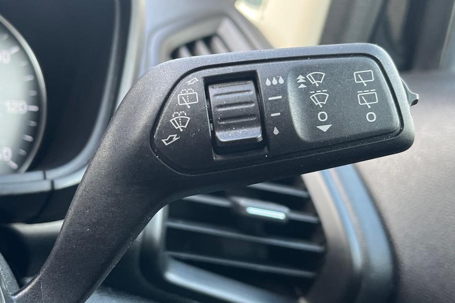 Ford EcoSport Photo autoimg-4ee0ec3fef6a6913a5b8633152dab1a326bae01c.jpg
