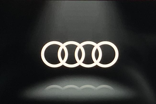 AUDI S3 Photo 15