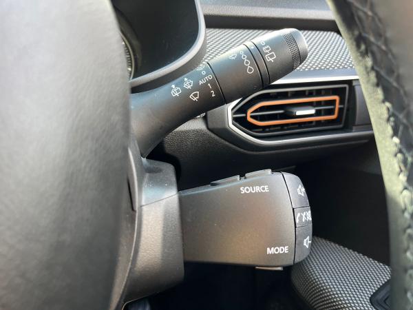 Dacia Sandero Stepway Photo autoimg-4ee4c1510282b5d292152ecb397c2d7213860ef1.jpg