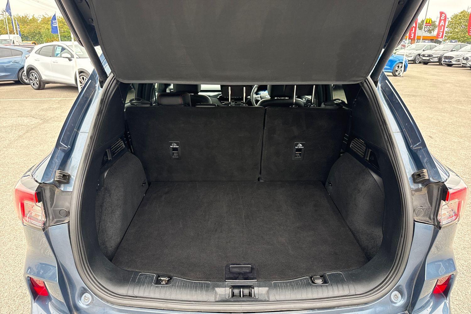Ford KUGA Photo 20