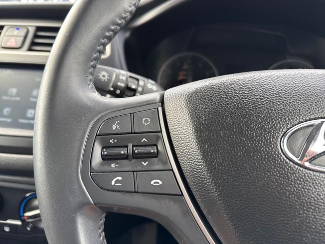 Hyundai i20 Photo 16